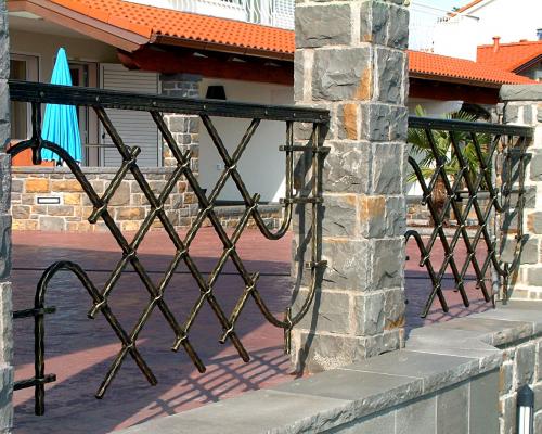 Custom balcony railings