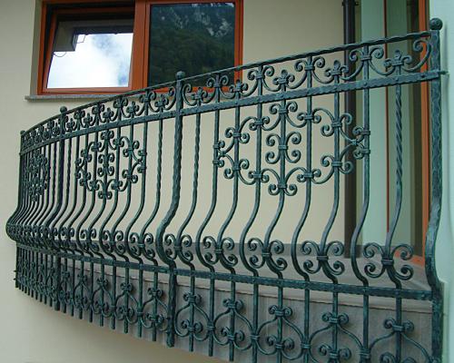 Unique balcony railing