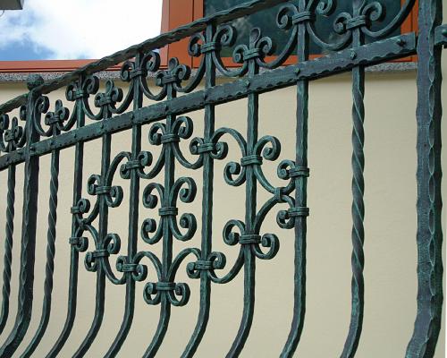 Unique balcony railing