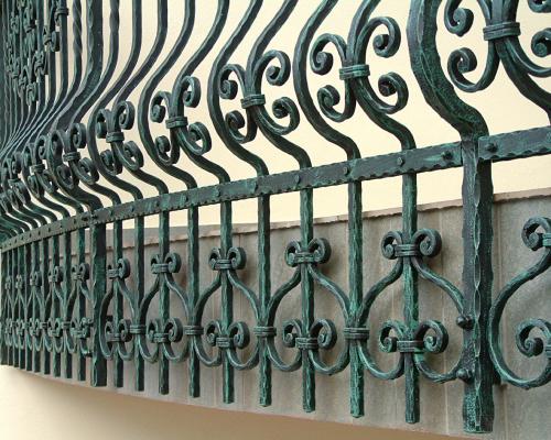 Unique balcony railing