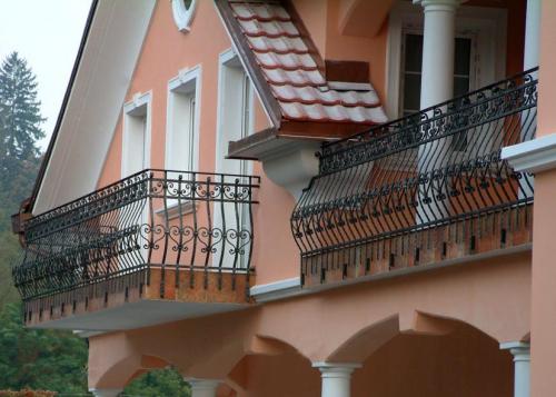 Unique balcony