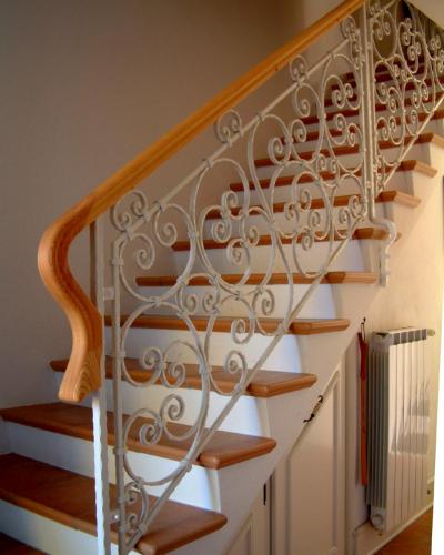 Exclusive Stairway Railings