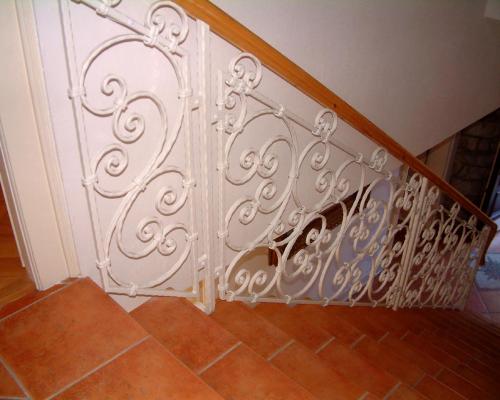 Exclusive Stairway Railings