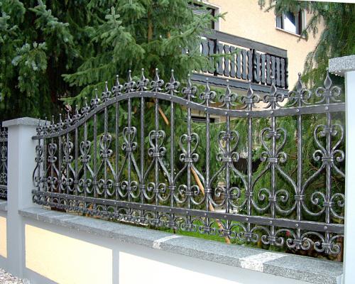 Luxury Iron Garden Railing