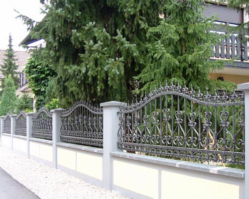 Luxury Iron Garden Railing